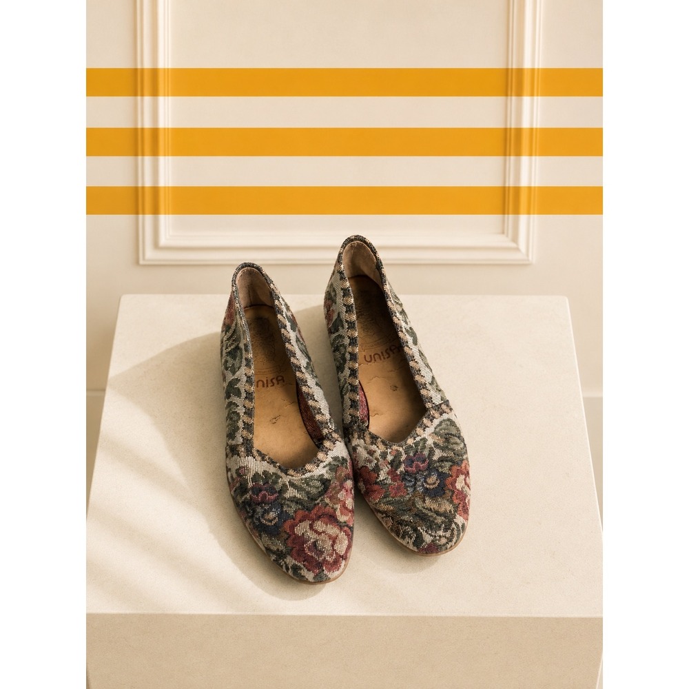 Vintage Unisa Floral Tapestry Slip-On Ballet Flats - Green, Red, Blue